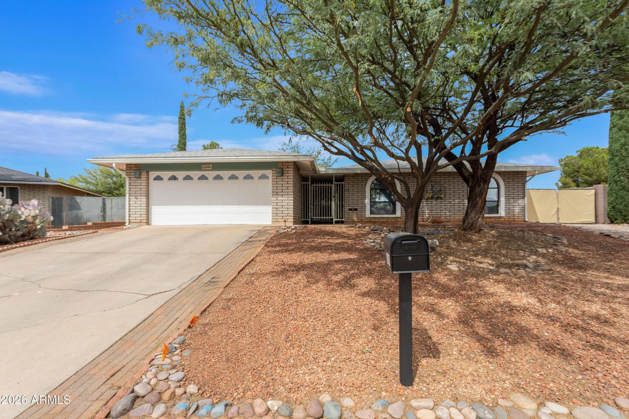 880 E Mimosa Cir., Sierra Vista, AZ 85635