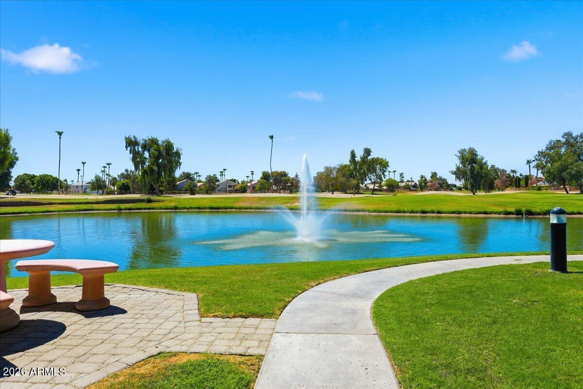 7401 W Arrowhead Clubhouse Dr. #2083, Glendale, AZ 85308