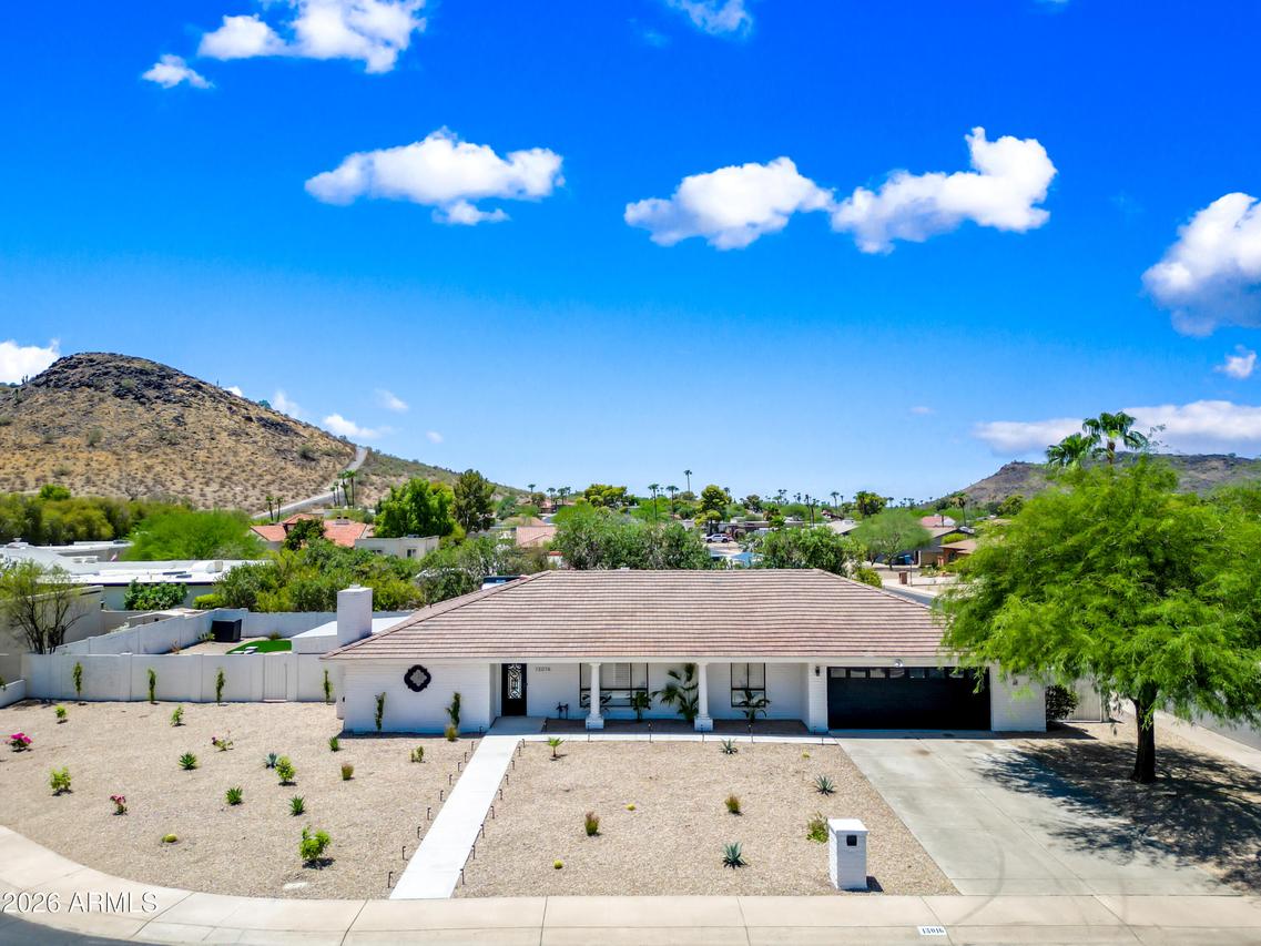 13016 N 1st Pl., Phoenix, AZ 85022