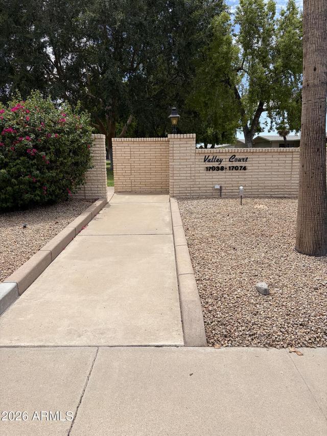 17062 N 106th Ave., Sun City, AZ 85373