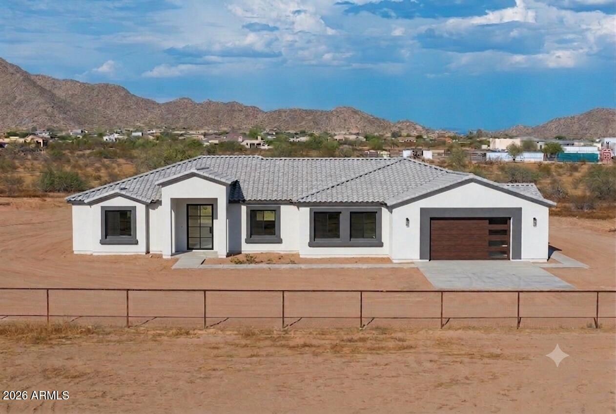 8233 N Nicole Rd., Casa Grande, AZ 85194