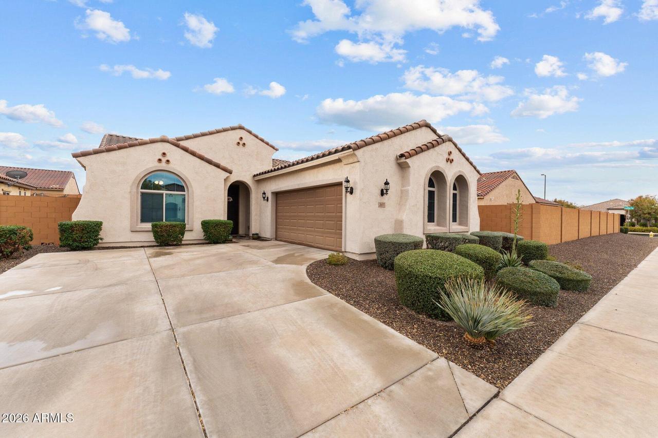 26011 W Wahalla Ln., Buckeye, AZ 85396