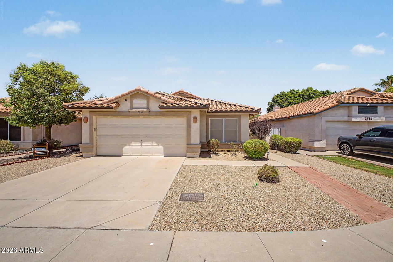 7518 W Kerry Ln., Glendale, AZ 85308