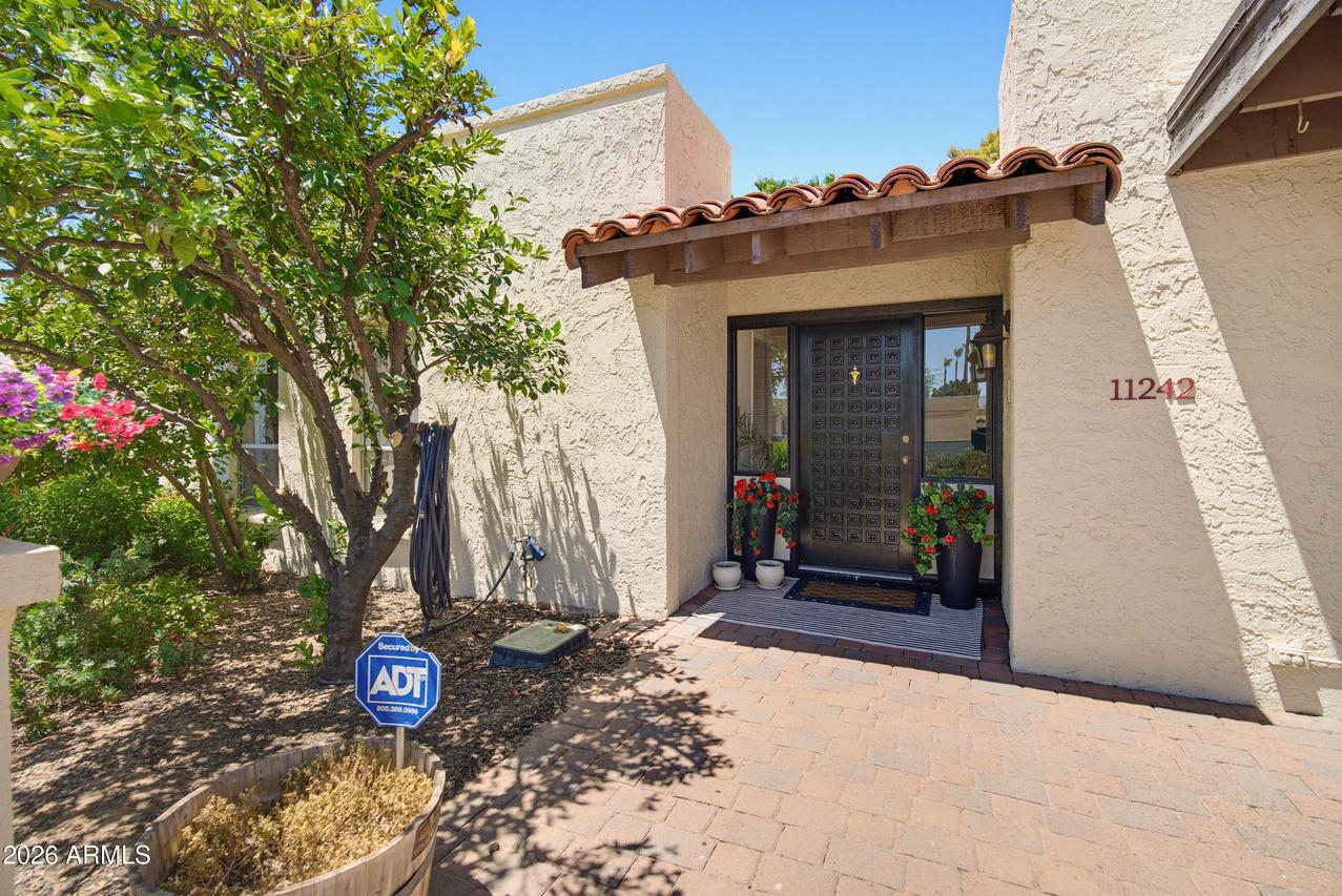 11242 N 44th Ct., Phoenix, AZ 85028