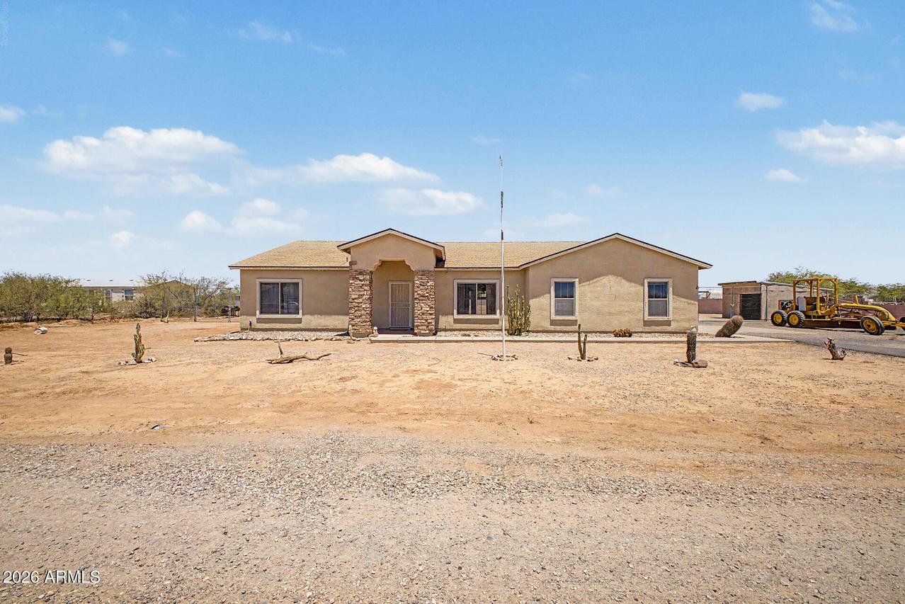 10296 E Prairie Hawk Ln., San Tan Valley, AZ 85143