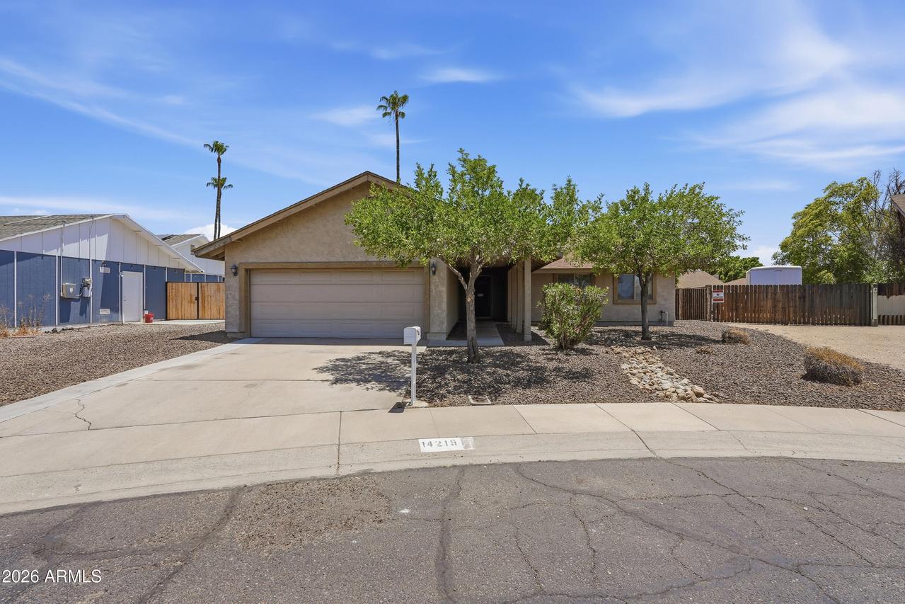 14215 N 39th Dr., Phoenix, AZ 85053