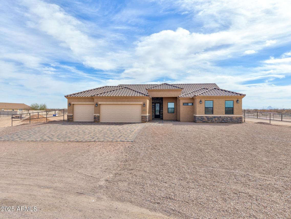 7610 W Alsdorf Rd., Casa Grande, AZ 85193