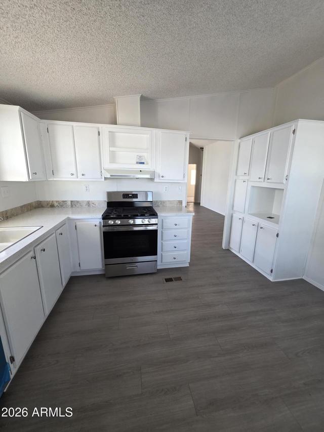 2200 N Delaware Dr. #96, Apache Junction, AZ 85120