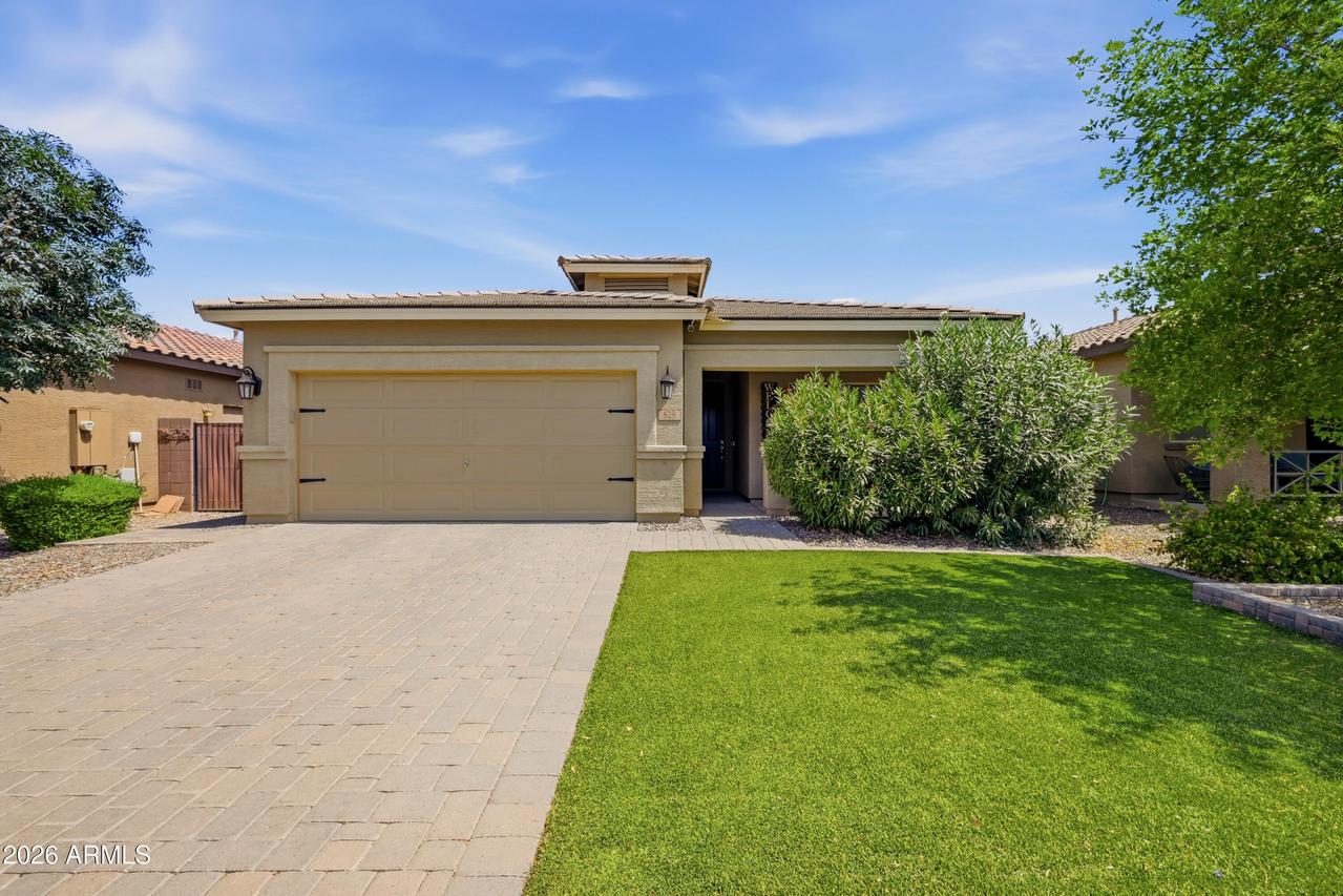828 W Leadwood Ave., Queen Creek, AZ 85140