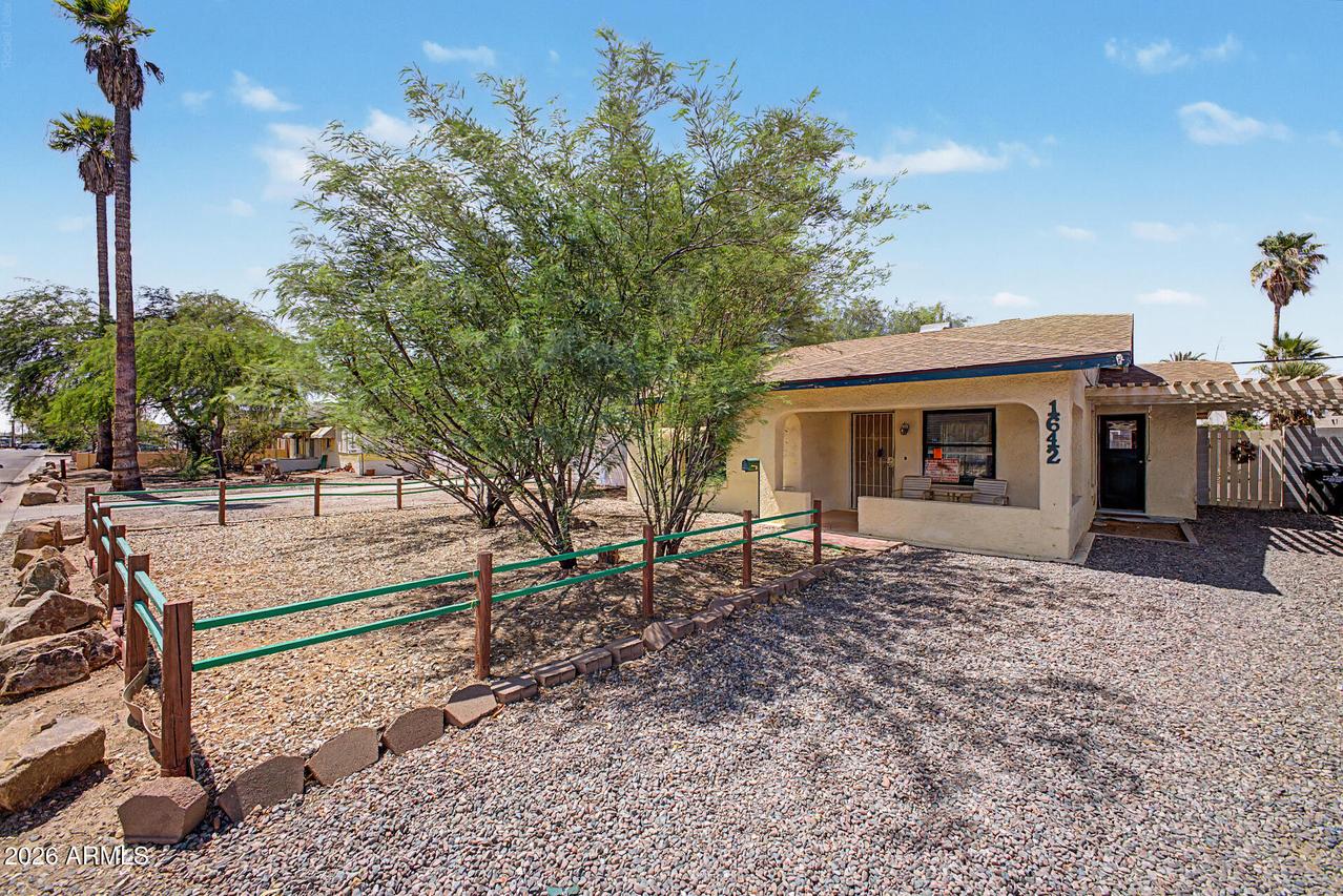 1642 E Glenrosa Ave., Phoenix, AZ 85016