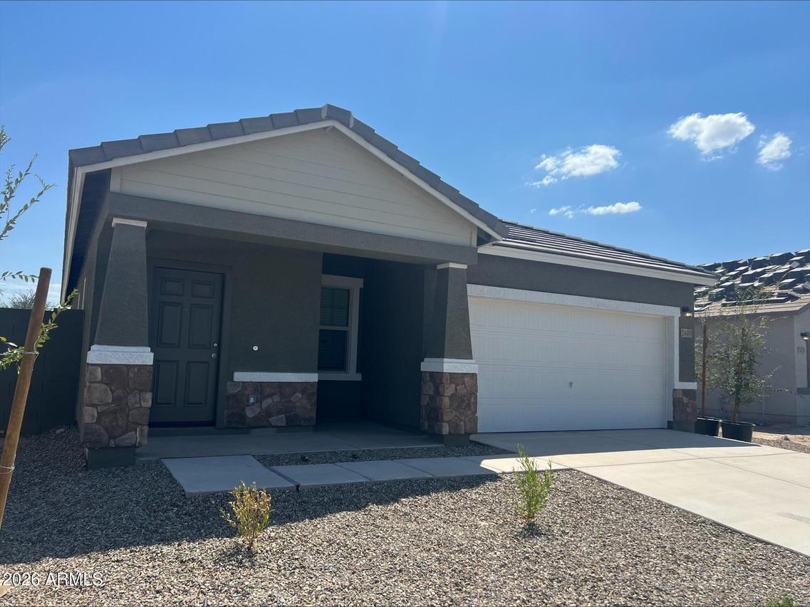 2489 E Equine Dr., San Tan Valley, AZ 85140