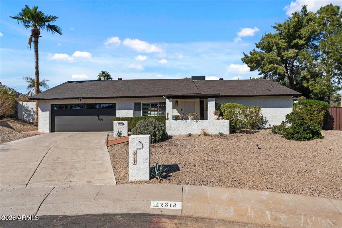 2318 E Yucca St., Phoenix, AZ 85028