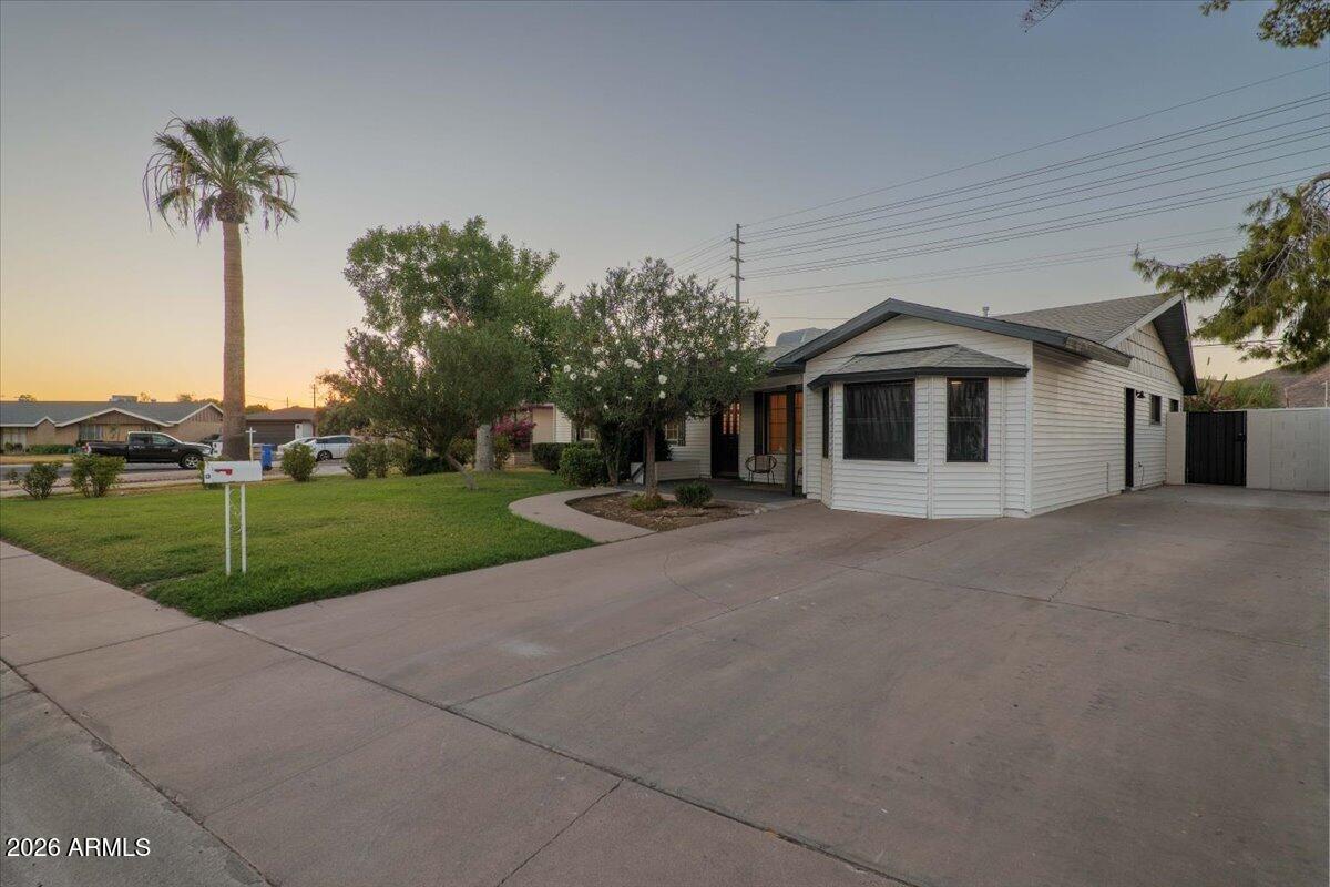 1708 W Sunnyslope Ln., Phoenix, AZ 85021