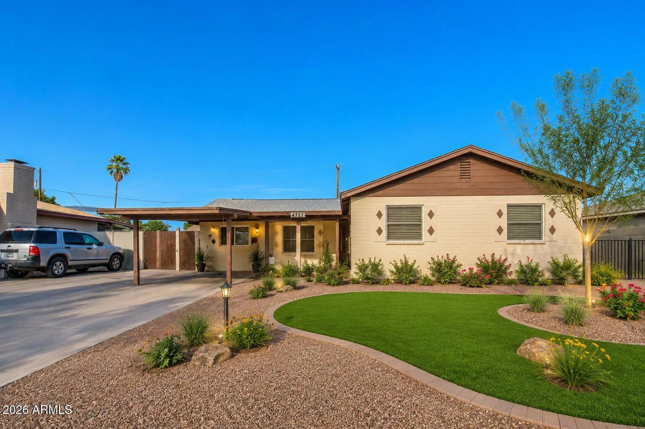 4727 N 50th Dr., Phoenix, AZ 85031
