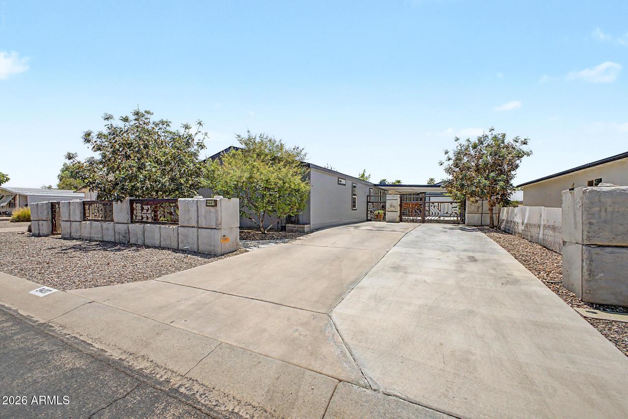 9437 E Emelita Ave., Mesa, AZ 85208