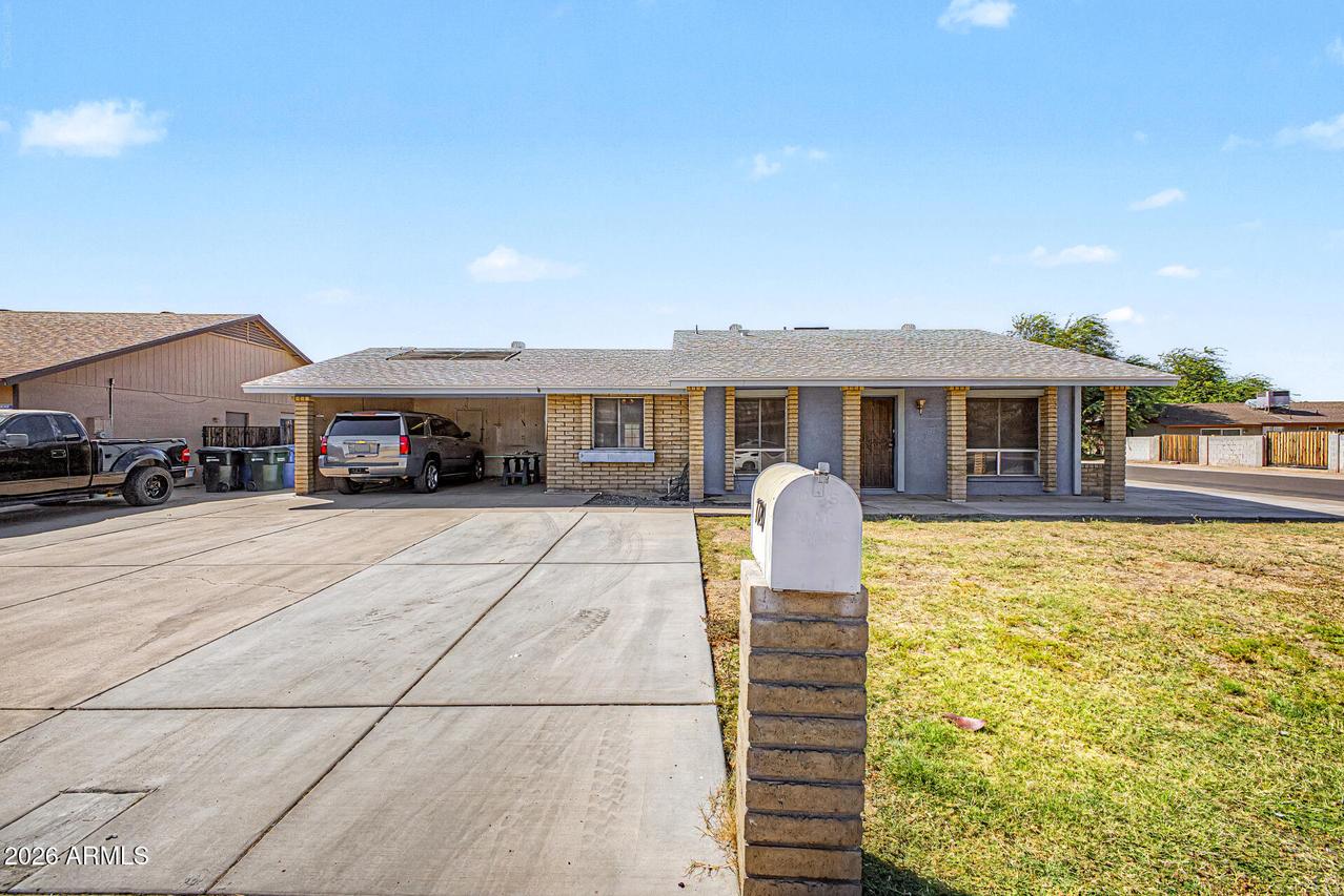 7720 W Earll Dr., Phoenix, AZ 85033