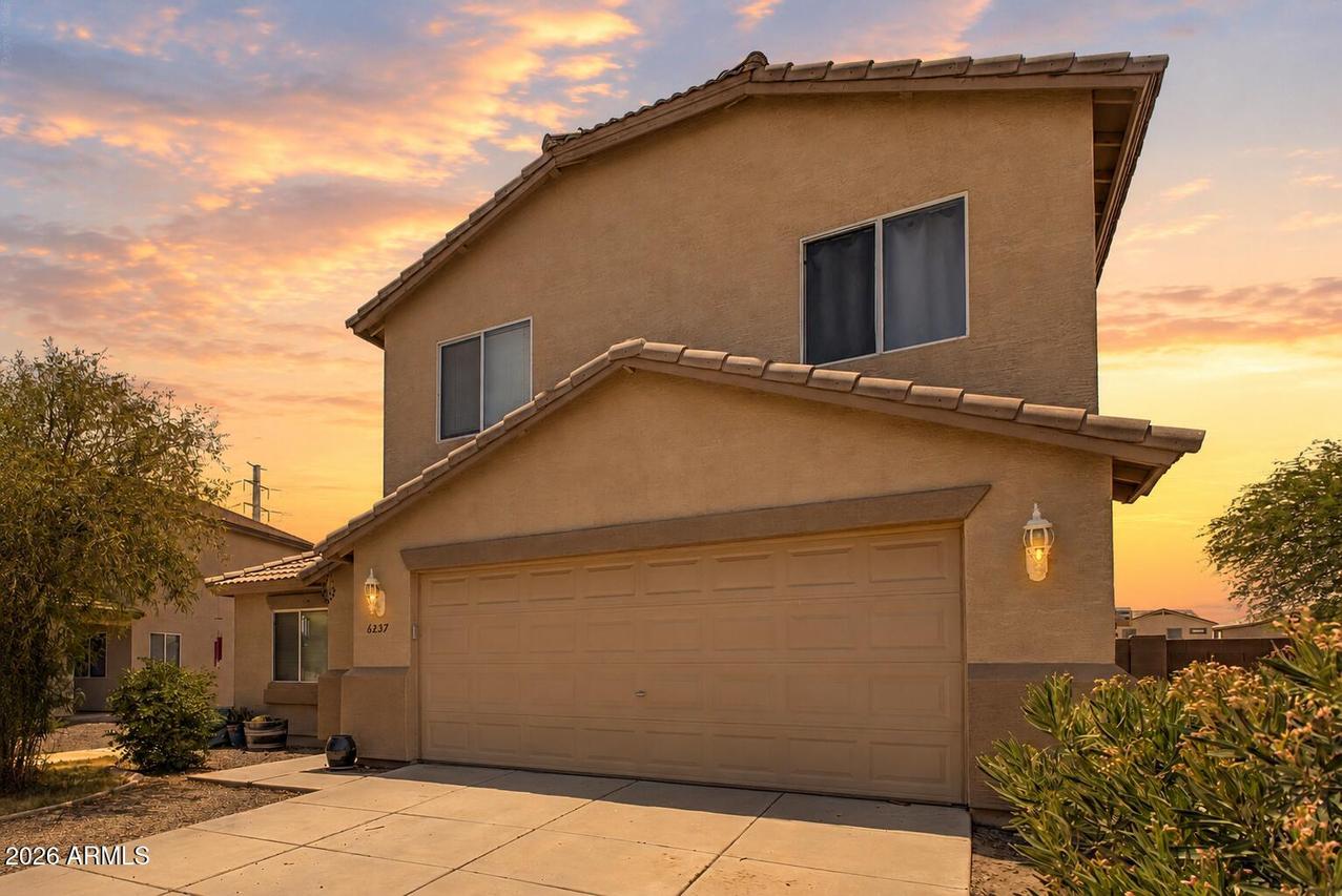 6237 W Wood St., Phoenix, AZ 85043
