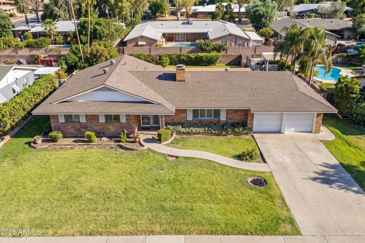 343 E Broadmor Dr., Tempe, AZ 85282