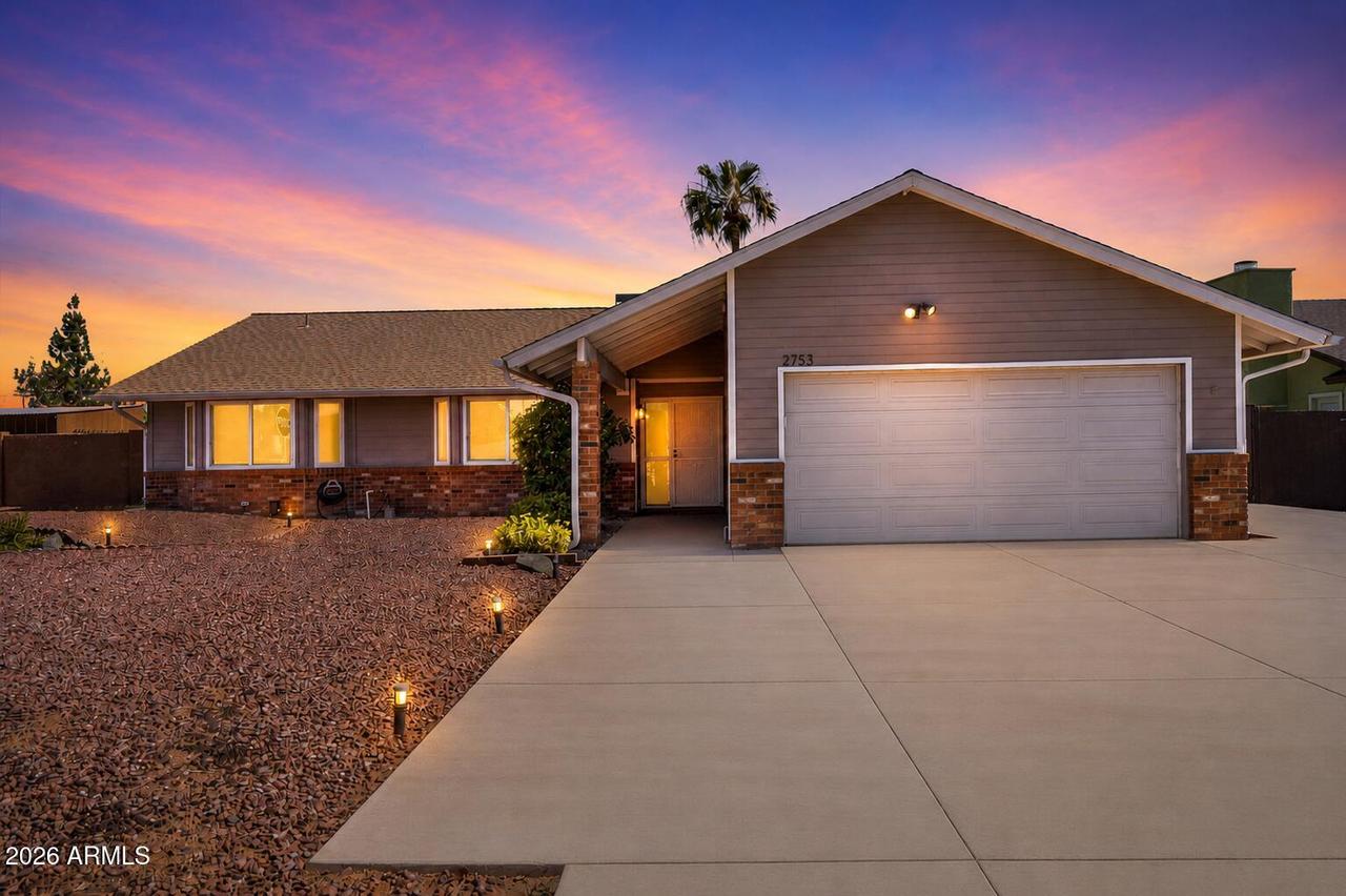 2753 E Fountain St., Mesa, AZ 85213