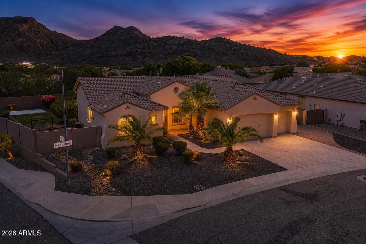 5629 W Hedgehog Pl., Phoenix, AZ 85083