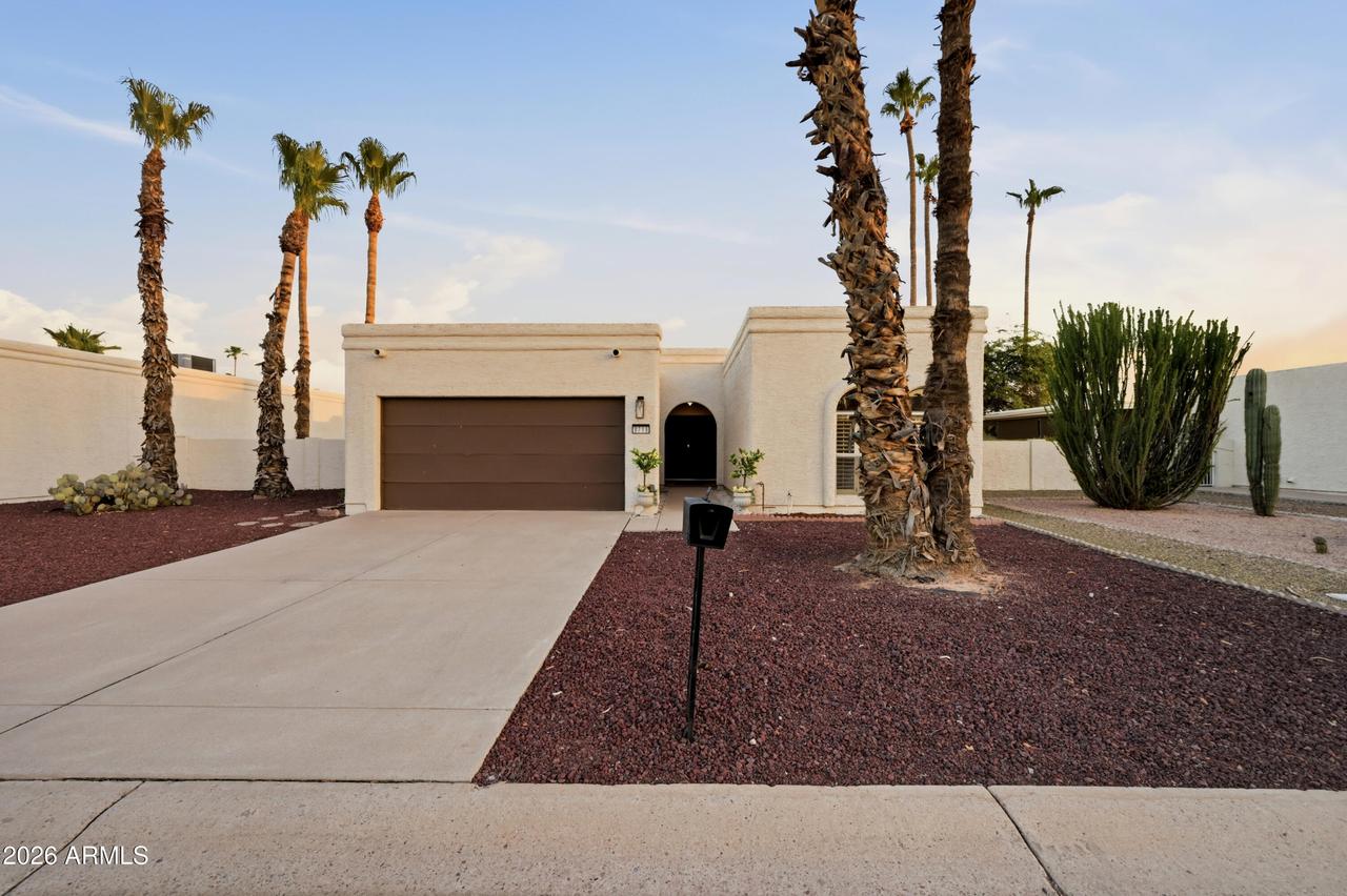 9719 E Minnesota Ave., Sun Lakes, AZ 85248