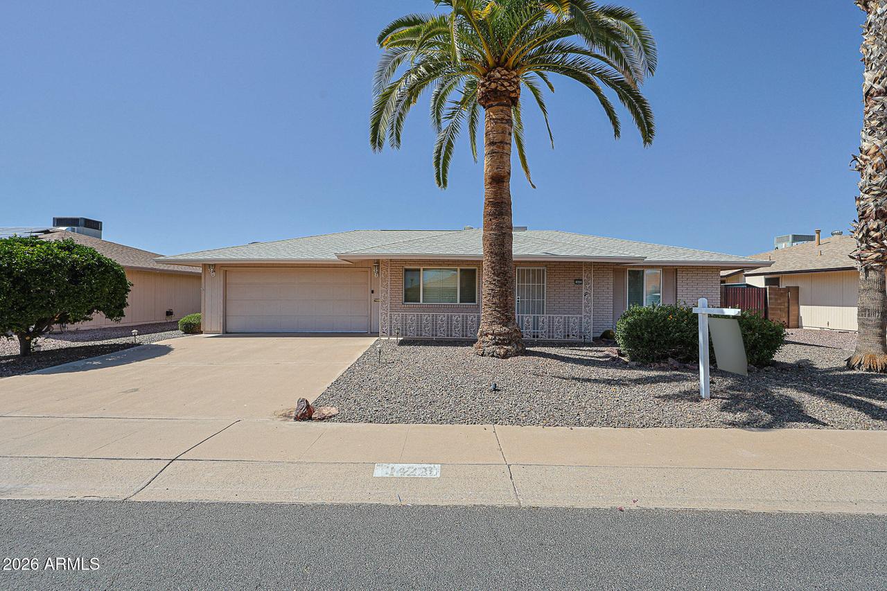 14228 N Mcphee Dr., Sun City, AZ 85351