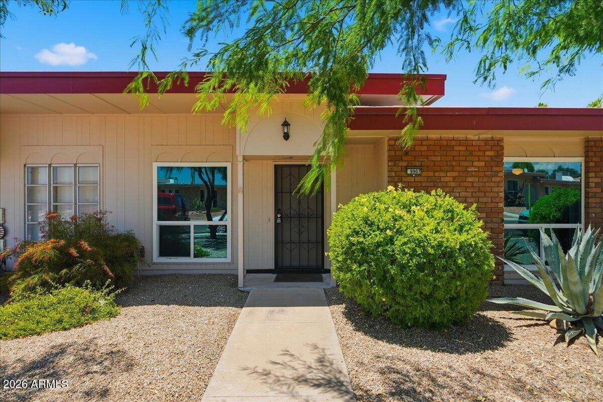 9907 W Cedar Dr., Sun City, AZ 85351