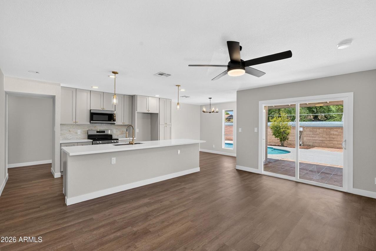 12629 N Rosewood Ave., Phoenix, AZ 85029