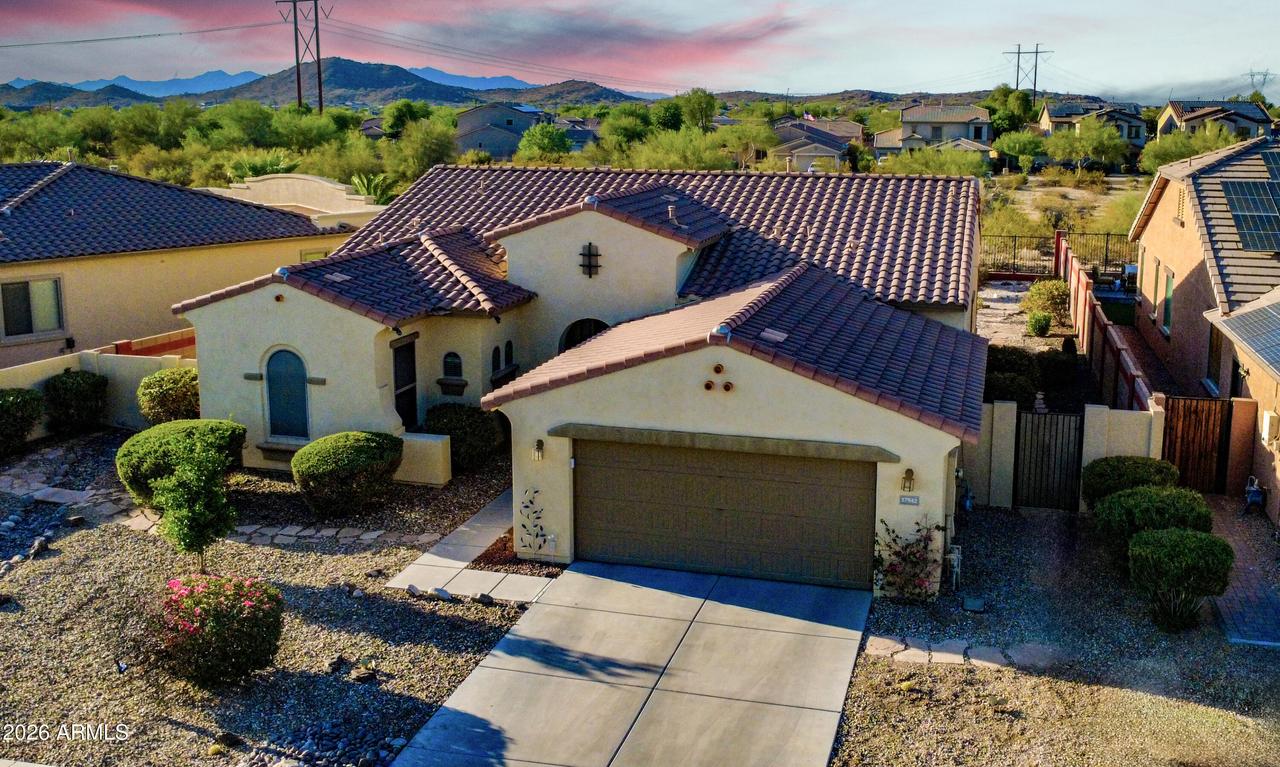 17942 W Lavender Ln., Goodyear, AZ 85338