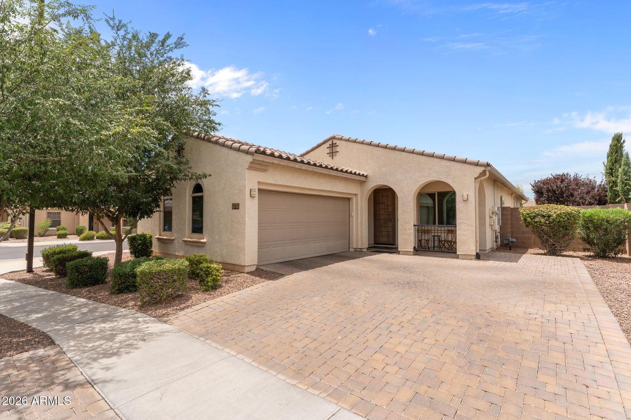 1890 S Racine Ln., Gilbert, AZ 85295