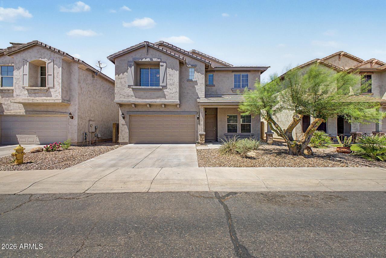 2042 W Davis Rd., Phoenix, AZ 85023
