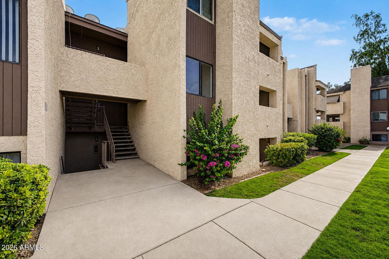 7510 E Thomas Rd. #217, Scottsdale, AZ 85251