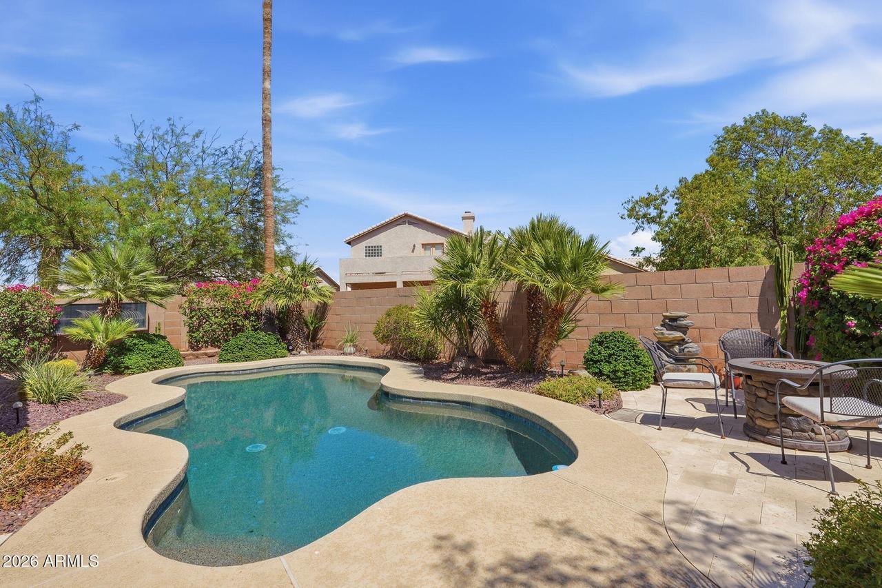 207 E Devon Dr., Gilbert, AZ 85296