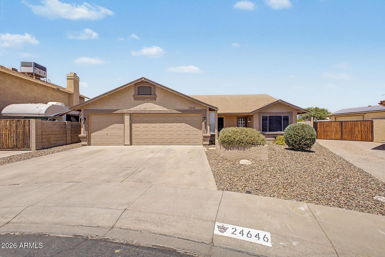 24646 N 42nd Ln., Glendale, AZ 85310