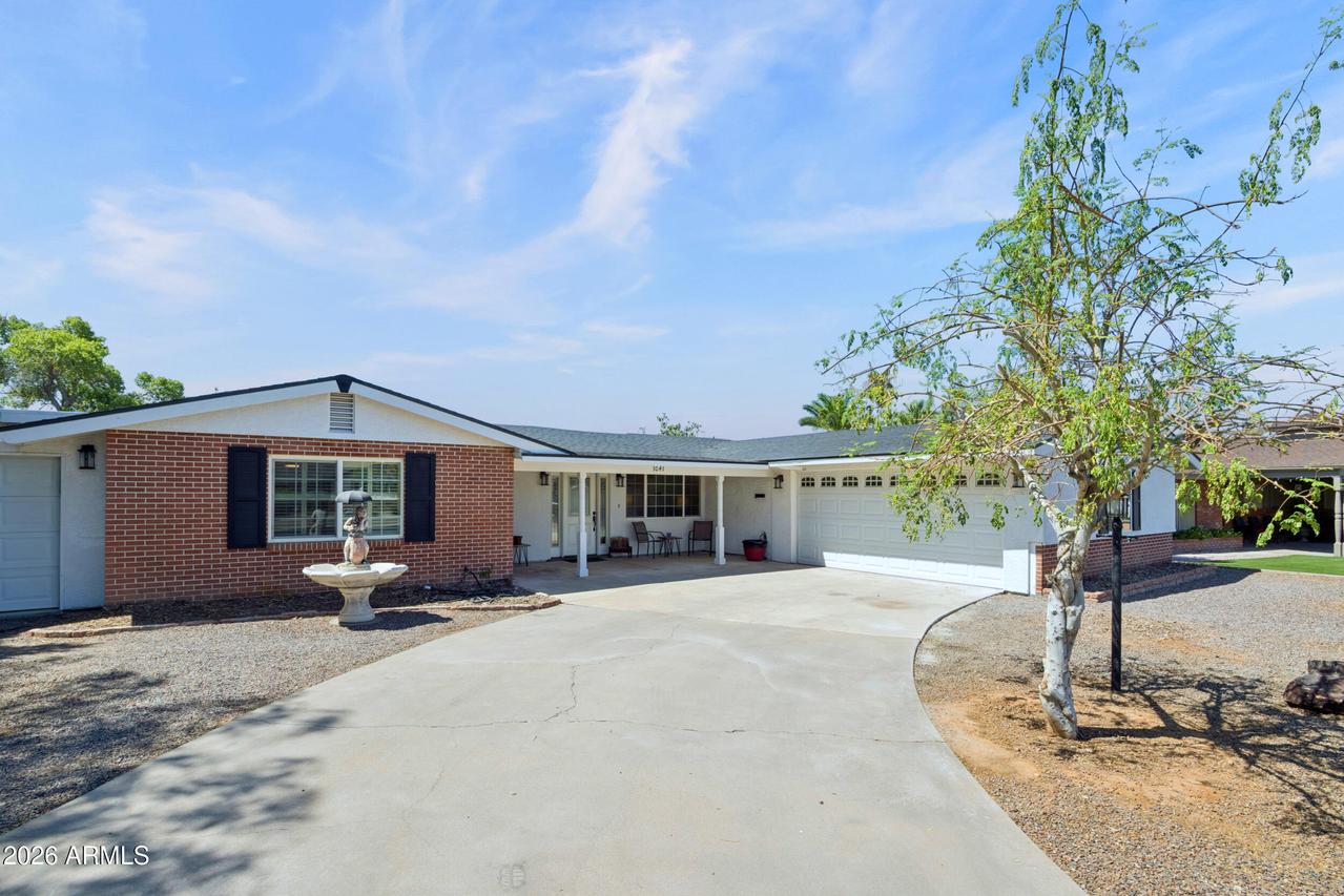 1041 S Longwood Loop, Mesa, AZ 85208
