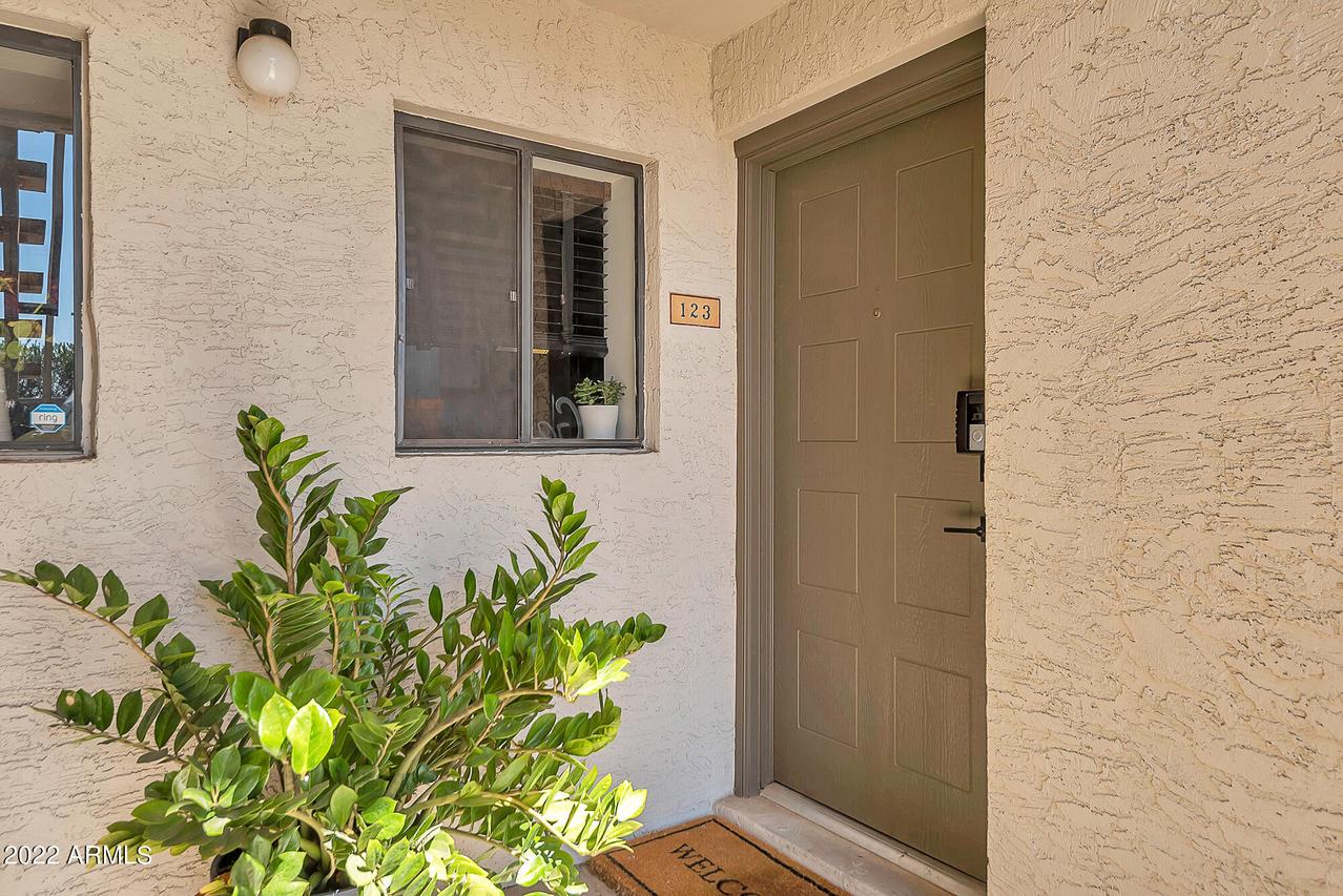 6480 N 82nd St. #1123, Scottsdale, AZ 85250