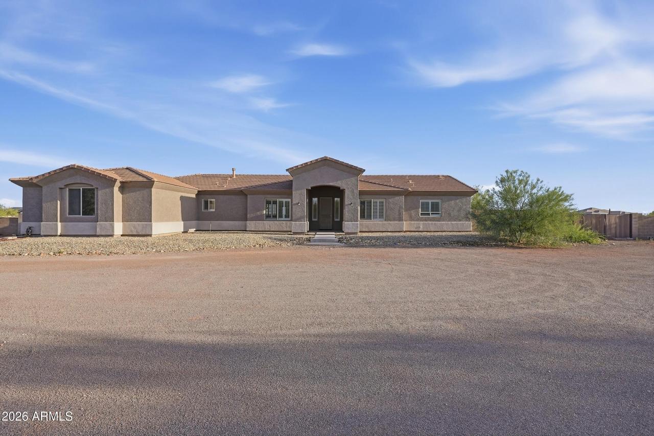28920 N 201st Ave., Wittmann, AZ 85361
