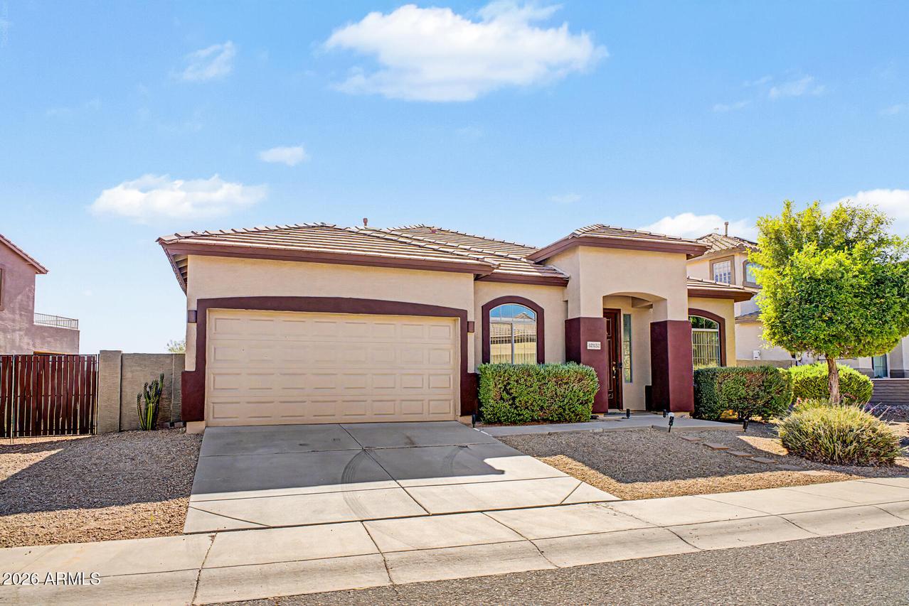 42122 N 46th Dr., Phoenix, AZ 85086