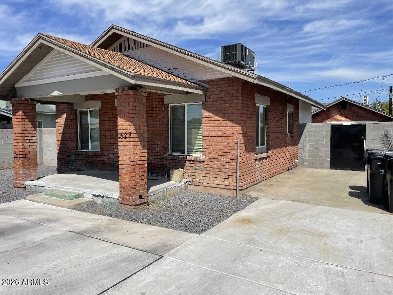 1522 W Polk St., Phoenix, AZ 85007