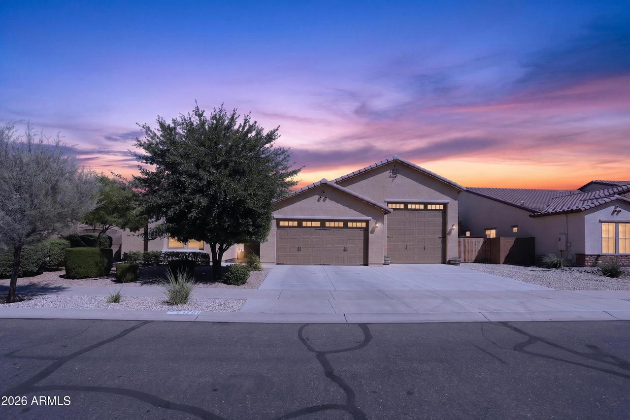 23781 N 169th Ln., Surprise, AZ 85387