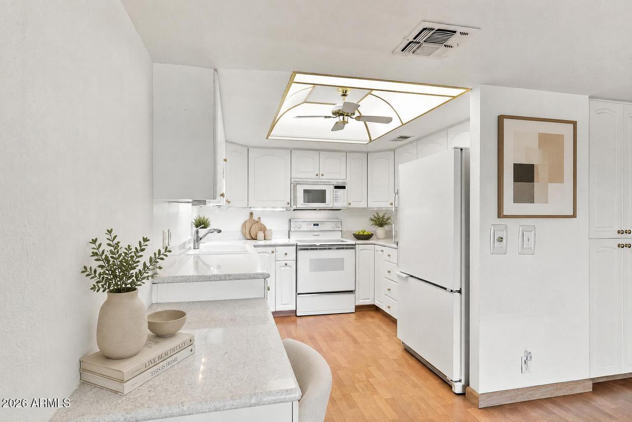 7820 E Camelback Rd. #311, Scottsdale, AZ 85251