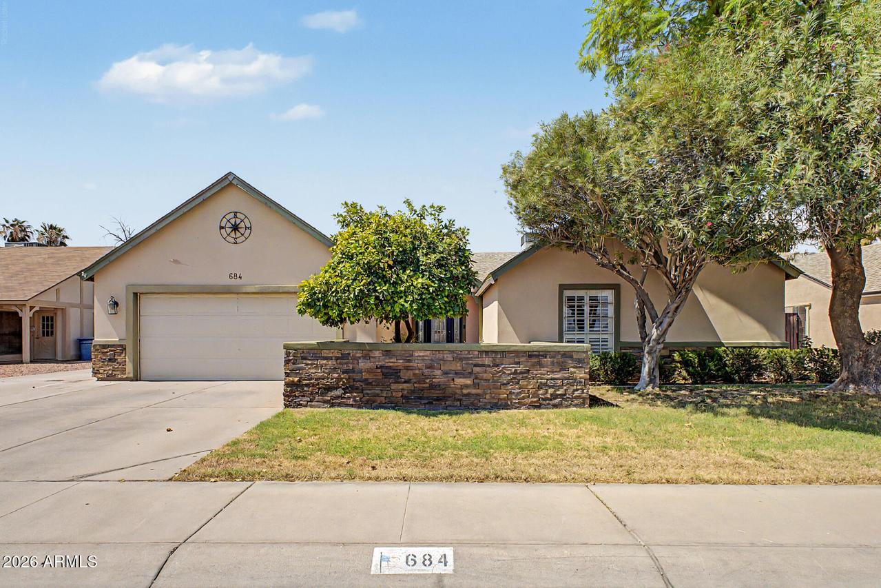 684 E Estrella Dr., Chandler, AZ 85225