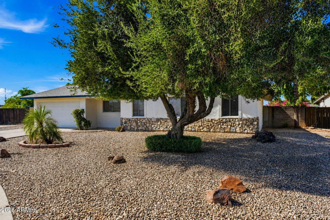 3525 W Crocus Dr., Phoenix, AZ 85053