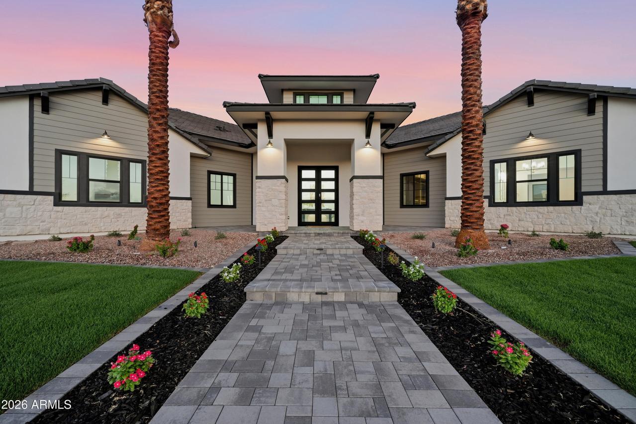 5465 W Encanto Verde, San Tan Valley, AZ 85144