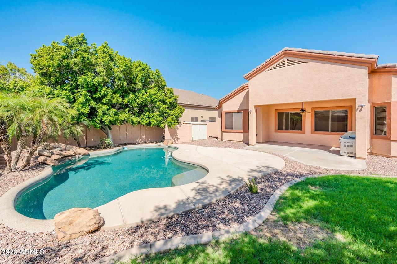 13503 W Monte Vista Cir., Goodyear, AZ 85395