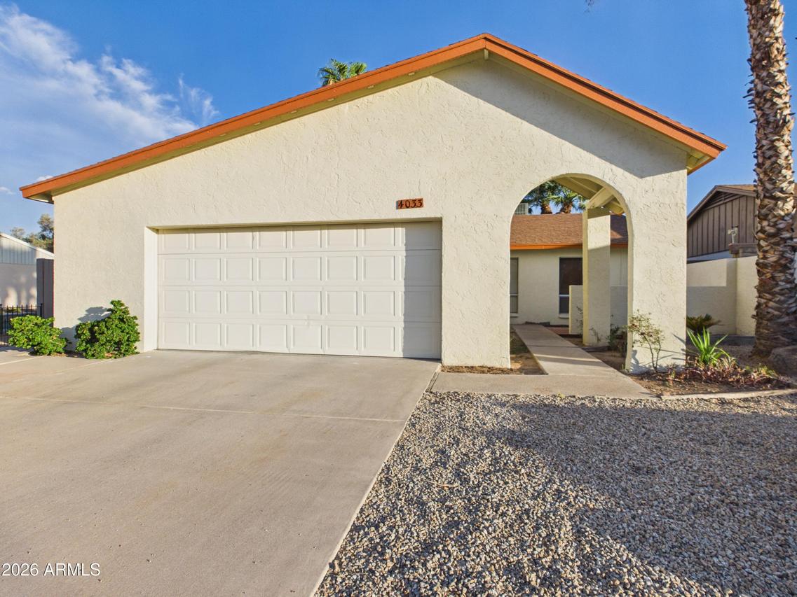 4033 W Griswold Rd., Phoenix, AZ 85051