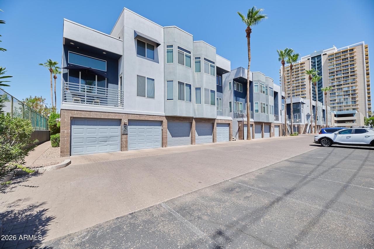 3633 N 3rd Ave. #2037, Phoenix, AZ 85013