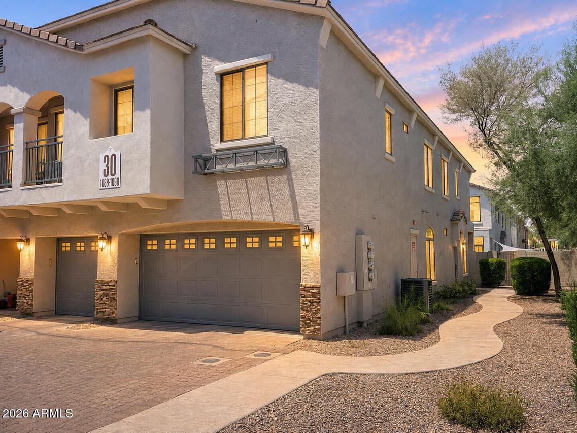 2150 E Bell Rd. #1090, Phoenix, AZ 85022