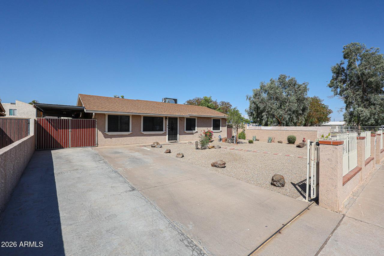 4332 W Clarendon Ave., Phoenix, AZ 85031
