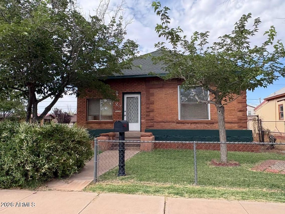 222 W Fourth St., Winslow, AZ 86047
